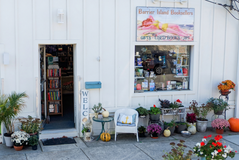 Things To Do Barrier Island Books and Art